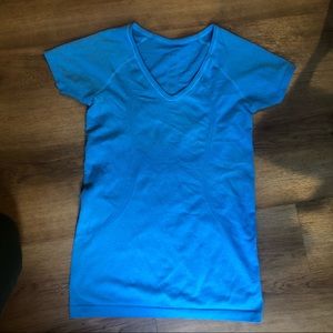 Lululemon swiftly tech short sleeve